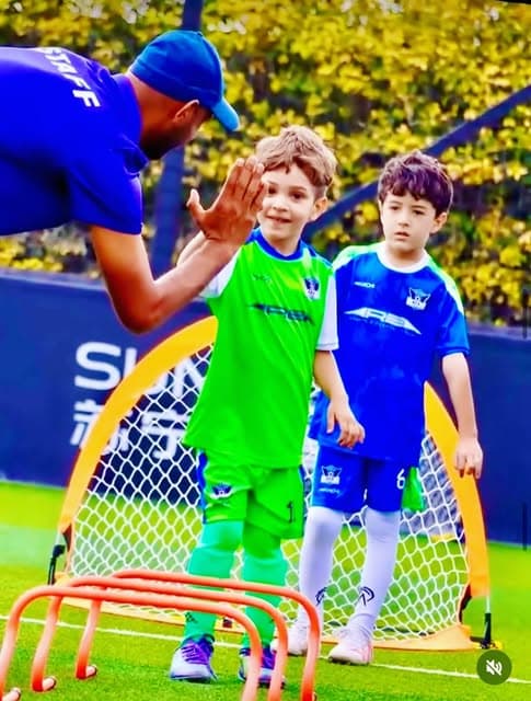 Entraînement des jeunes joueurs de l’AREA Football Academy à Casablanca